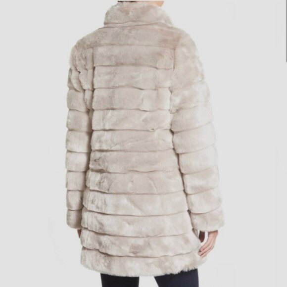 Eliza J Faux Fur Coat Jacket Petite Small Gray Silver Floral Lining - Picture 3 of 11